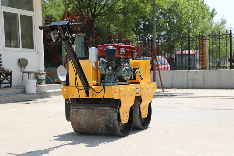 為什么小型壓路機(jī)會漏油？該如何解決？