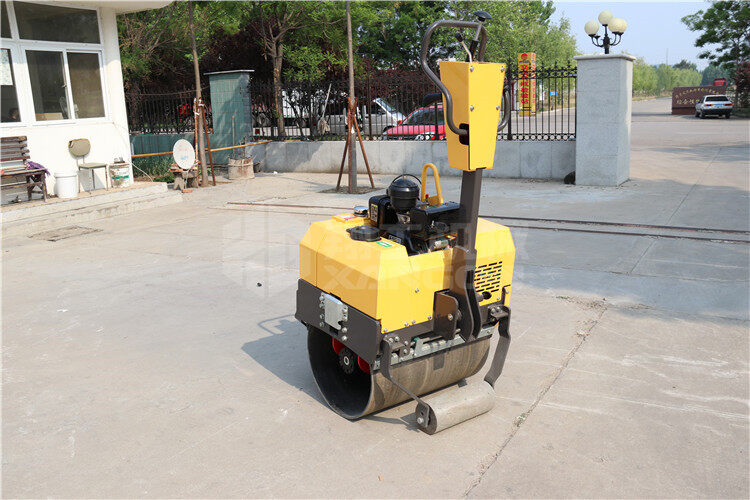 引起小型壓路機(jī)價(jià)格不穩(wěn)定的原因是什么原因呢？